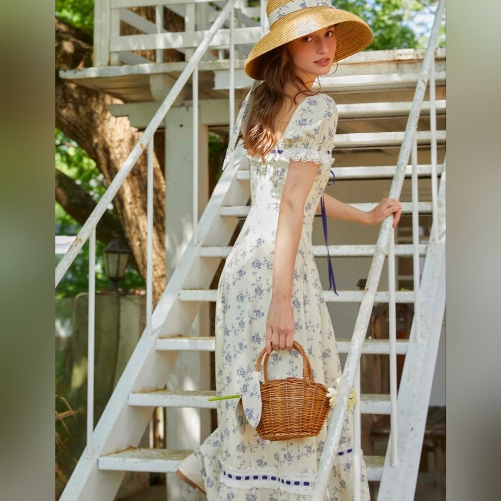 Floral Lace-Up Puff Sleeve Midi Dress in Cream and Blue - Picture 5 of 11
